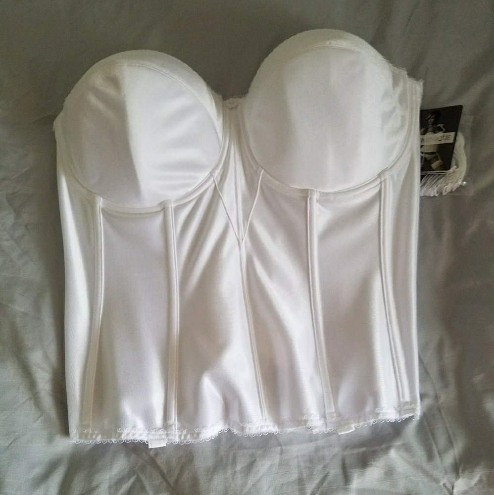 NEW WITH TAGS BRIDAL CORSET